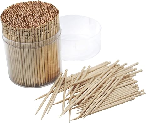 Amazon De 500 Stuck Hochwertige Naturliche Holz Zahnstocher Rund Zahnstocher Mit Halter Zahnreinigung Obst Grill Zahnstocher 1 Packung
