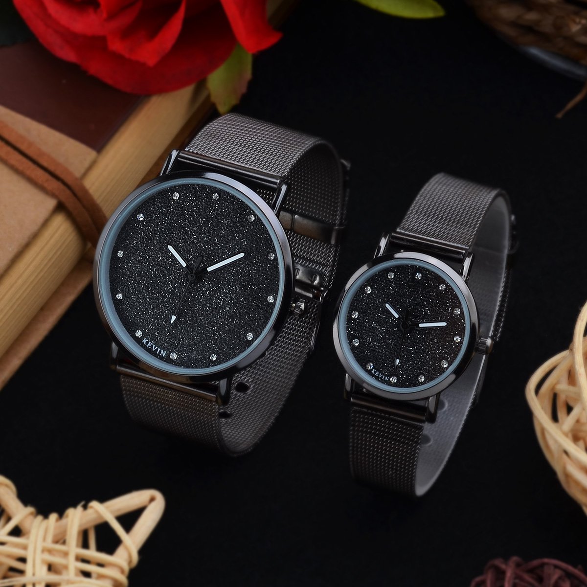 LONGQI Rhinestone Couple Mesh Watch Starry Dial Round Case Sparkling Wristwatch Holiday Gift (Men)