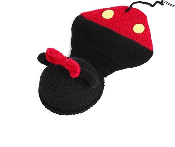 Amazon Co Jp Breeze 0から12ヶ月の赤ちゃんのすごく可愛いドラデザイン服 帽子付 ベビー着ぐるみ ベビー毛糸帽子パンツセット ベストプレゼント 着脱は簡単で お子様にも安心の柔らかい素材を使用している 撮影服 服セット 記念写真 出産祝い 服 ファッション小物