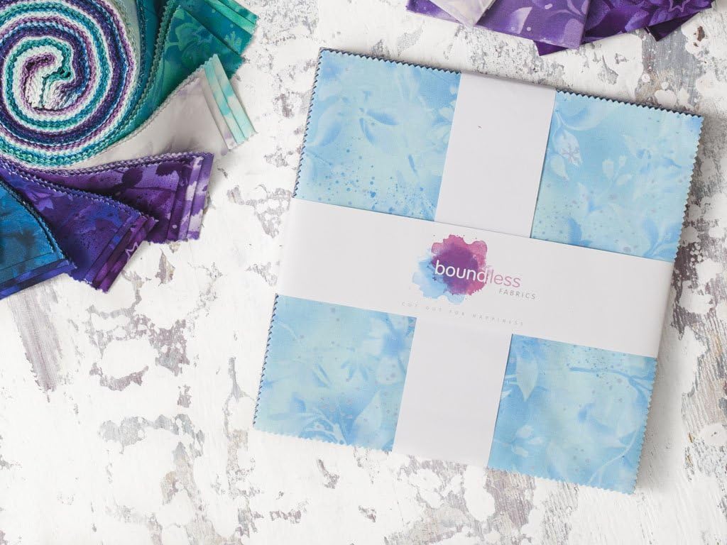 Craftsy Boundless Blenders Botanical Hydrangea Precut Fabric (10" Squares)