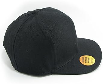 baseball cap with pocket