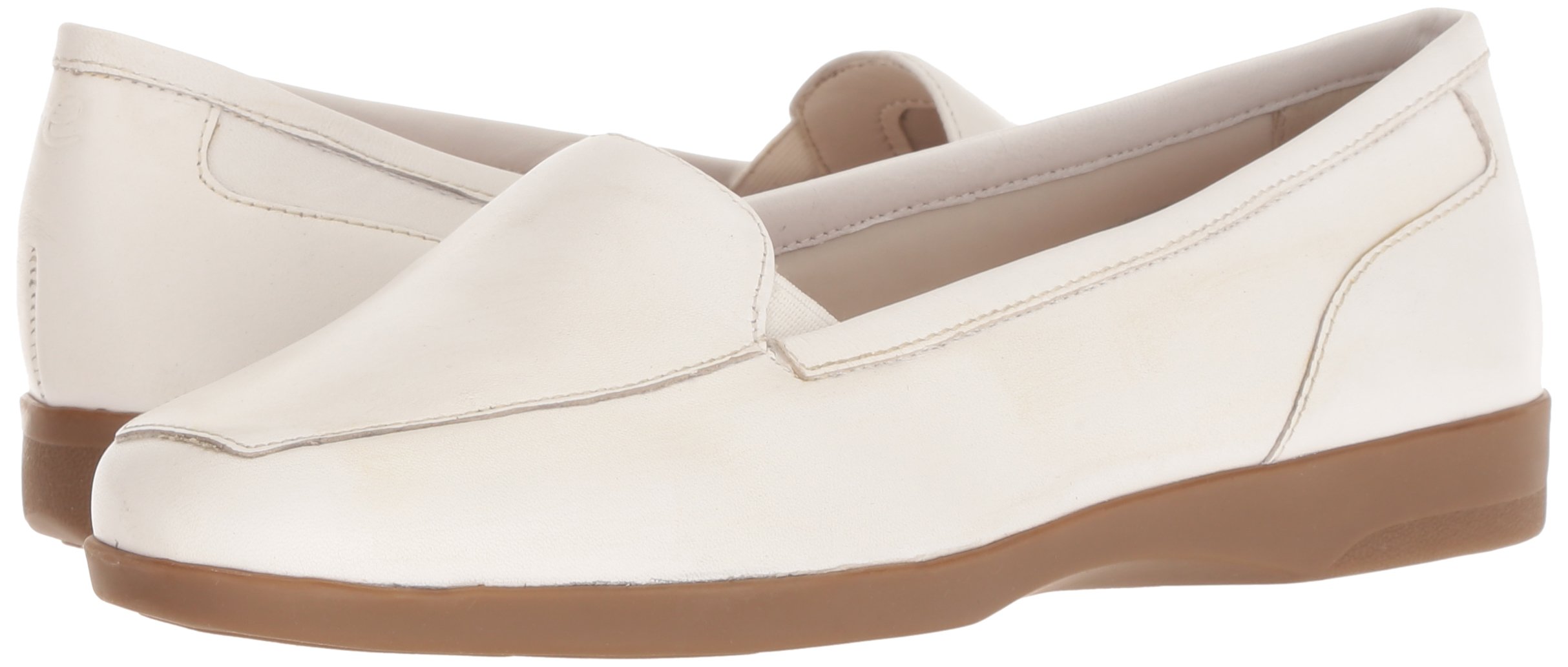 easy spirit devitt flats