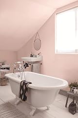 Dulux Walls & Ceilings Matt Emulsion Paint, Blush Pink, 2.5L view 7