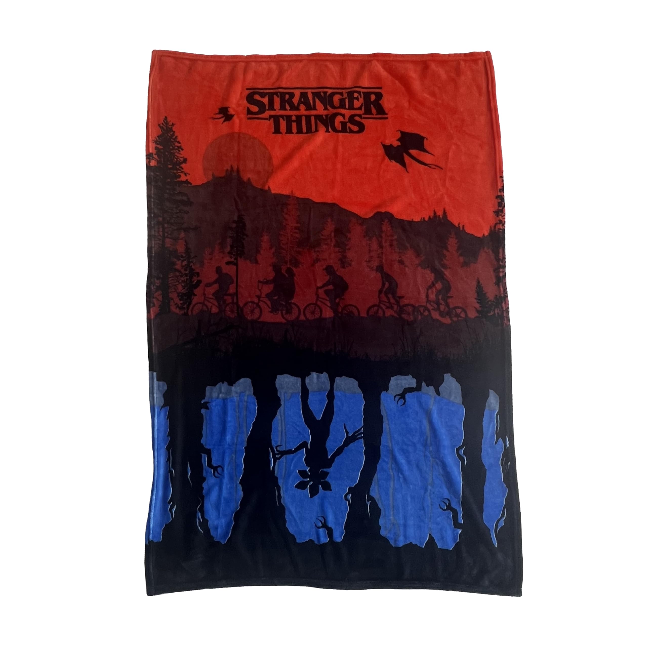 Character World Official Stranger Things Fleece Blanket | Super Soft Warm Throw, Midnight Upside Down Design | Perfect For Home, Bedroom, Sleepovers & Camping | Size 100 x 150cm