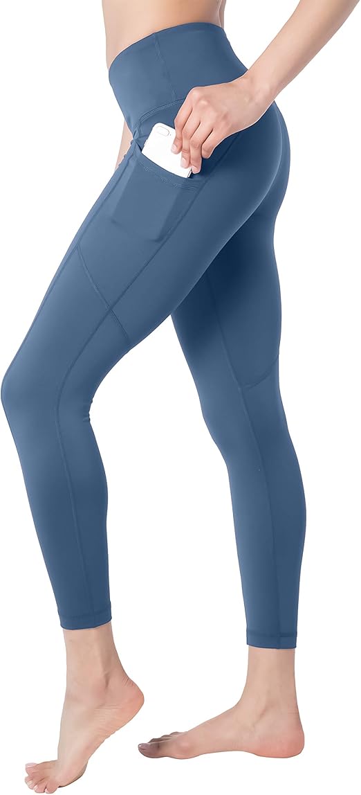 performance leggings with pockets