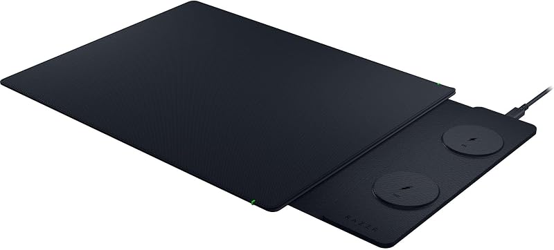 Laptop Sleeve 16" con ricarica wireless - Due zone compatibili con MagSafe per telefono e auricolari - Ricarica rapida fino a 15 W - Interno imbottito - Tessuto in poliestere leggero | Nero