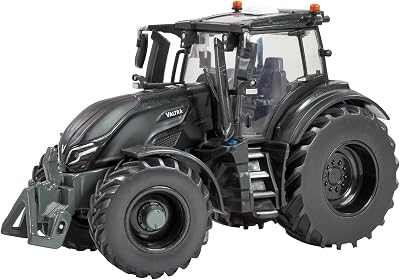 Britains Valtra Q305 Tractor 1:32 Scale Die-Cast Replica 3+ Toy & Collector