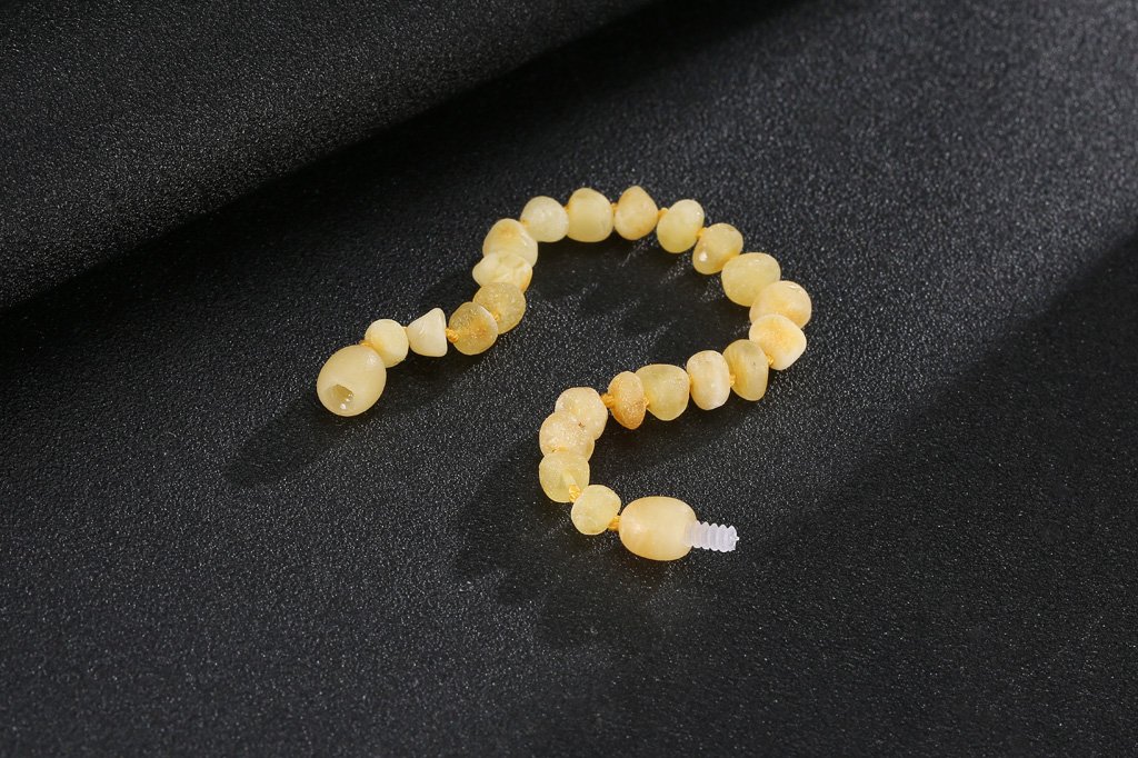 Baltic Amber Bracelet(Unisex)(Butterscotch Raw)(5.5 Inches) - Knotted Between Beads - Handmade Jewelry: Beauty