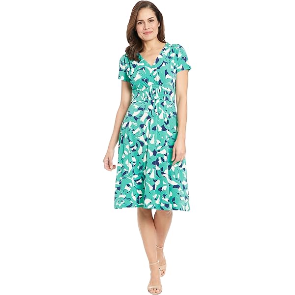 lace trim floral print dress Wanderlust Lace Trim Floral Midi Dress main image 0