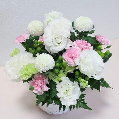 Amazon Co Jp フロリスト花正 アレンジメント お供えのおまかせアレンジメントｓ ホワイト ピンク お花はお花はスタッフおまかせ 生花 花 お花 仏花 贈り物 御供 お盆 新盆 旧盆 お悔やみ 法要 法事 命日 粗供養 お彼岸 四十九日 百箇日 初七日 関東盆