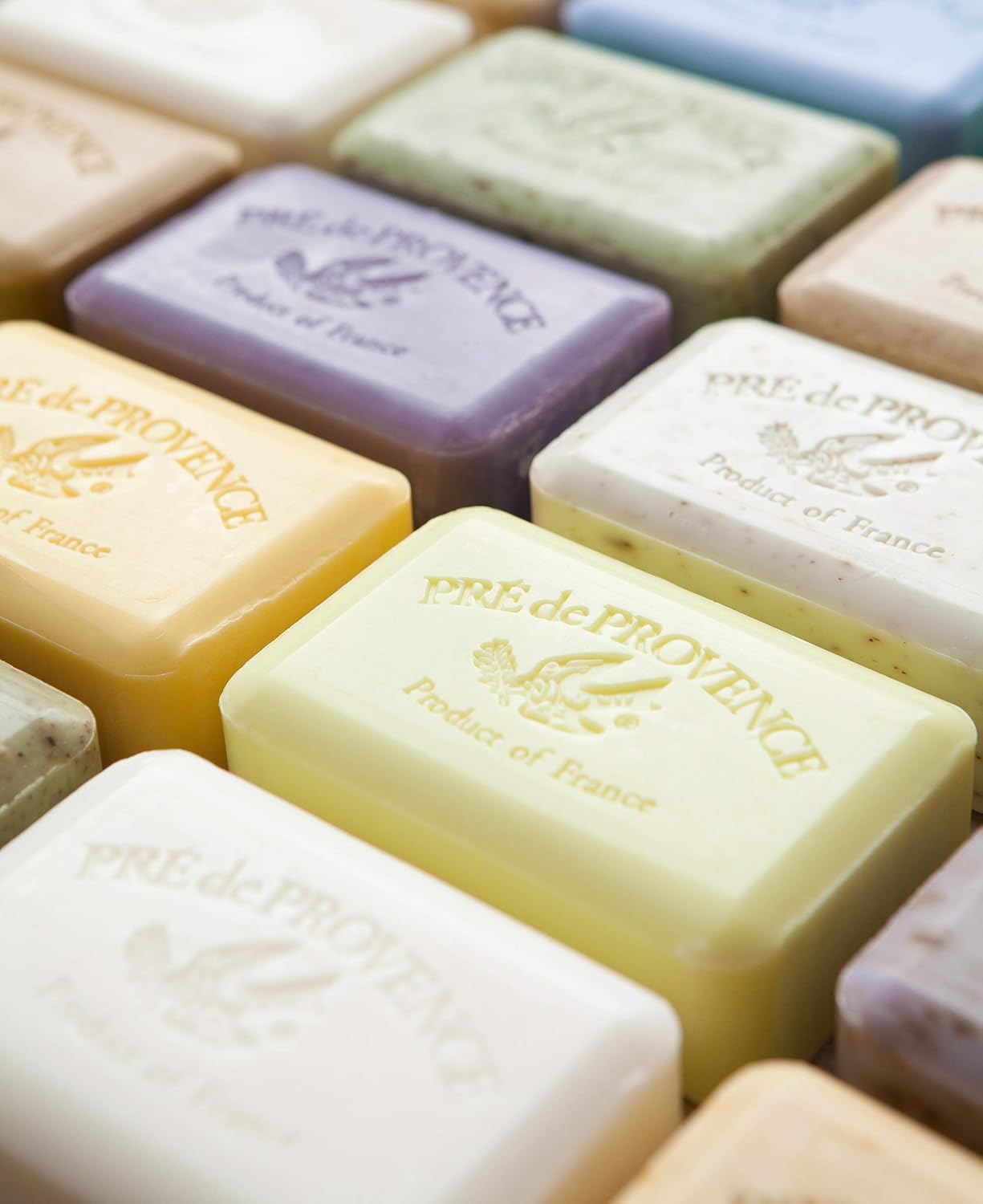 Pre de Provence Artisanal French Soap Bar Enriched with Shea Butter, Sandalwood, 250 Gram: Beauty