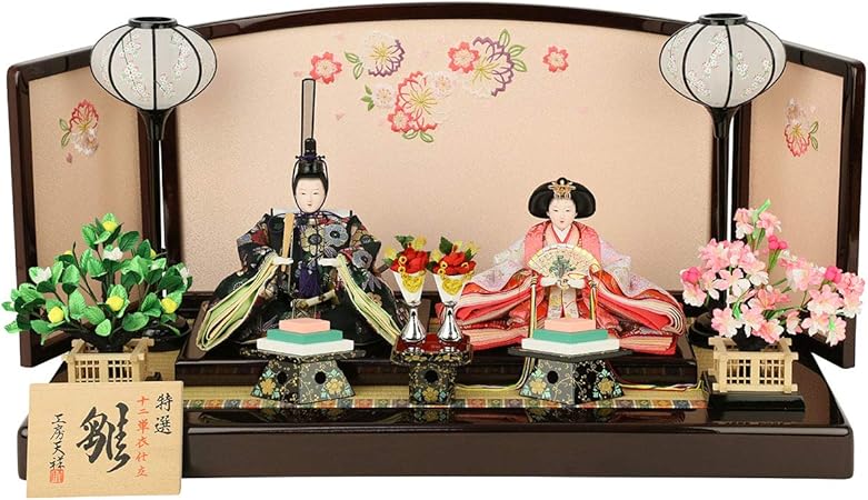 Amazon 雛人形 ひな人形 親王飾り 三五親王 ワインレッド彩桜屏風 初節句 お祝い ひな祭り 桃の節句 A 黒 ピンク 平飾り おもちゃ