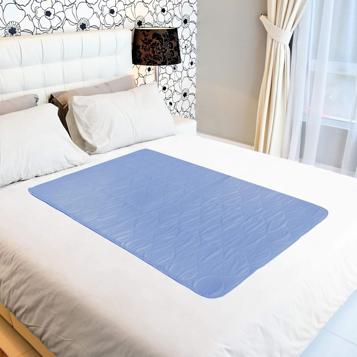 Utopia Bedding Waterproof Incontinence Underpads 34" x 52" (Pack of 4) - Washable and Reusable Bed Pads - Quilted and Absorbent Protector Pads for Adults and Kids (Blue): Health & Personal Care