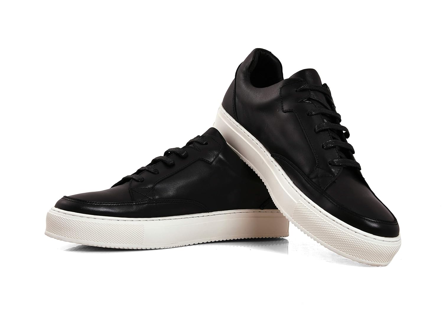 plain black sports shoes