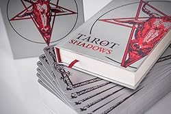 Deluxe Tarot of Shadows - Classic Edition: 78