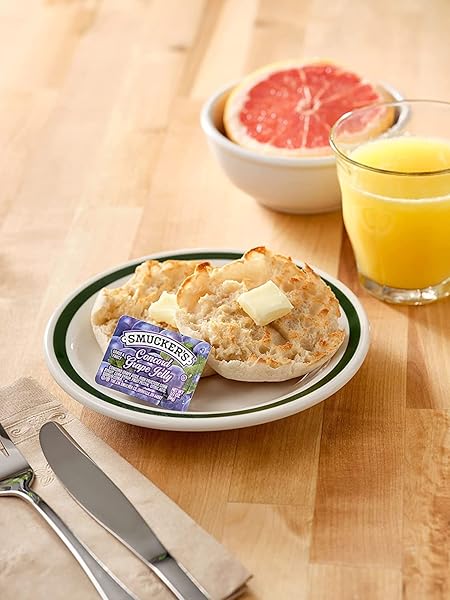 SMUCKER’S 1/2 OZ, GRAPE JELLY, STRAWBERRY JAM, AND APPLE JELLY ASST. 200 COUNT CASE