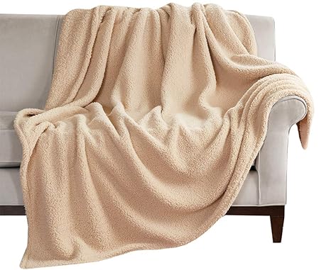 Kuscheldecke XL Taupe 150x200cm Lammfelloptik Wohndecke Tagesdecke Decke Sherpa Flauschig Weich und Angenehm Warm 280 g/m², P