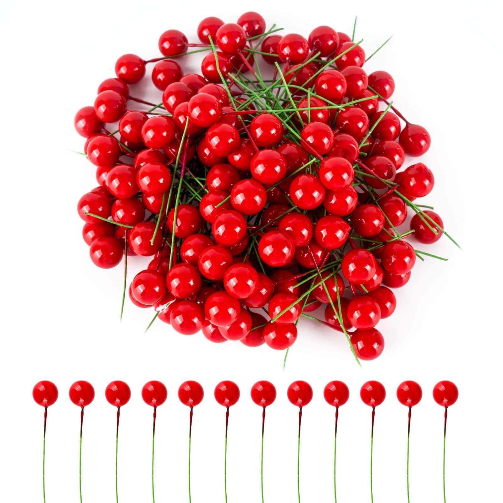 AWAVM 150 Pieces Mini Christmas Red Berry Decorative Ball, Round Cherry Fruit Accessories, Christmas Holly Berries Wreath, Craft Props, Holiday Accessories