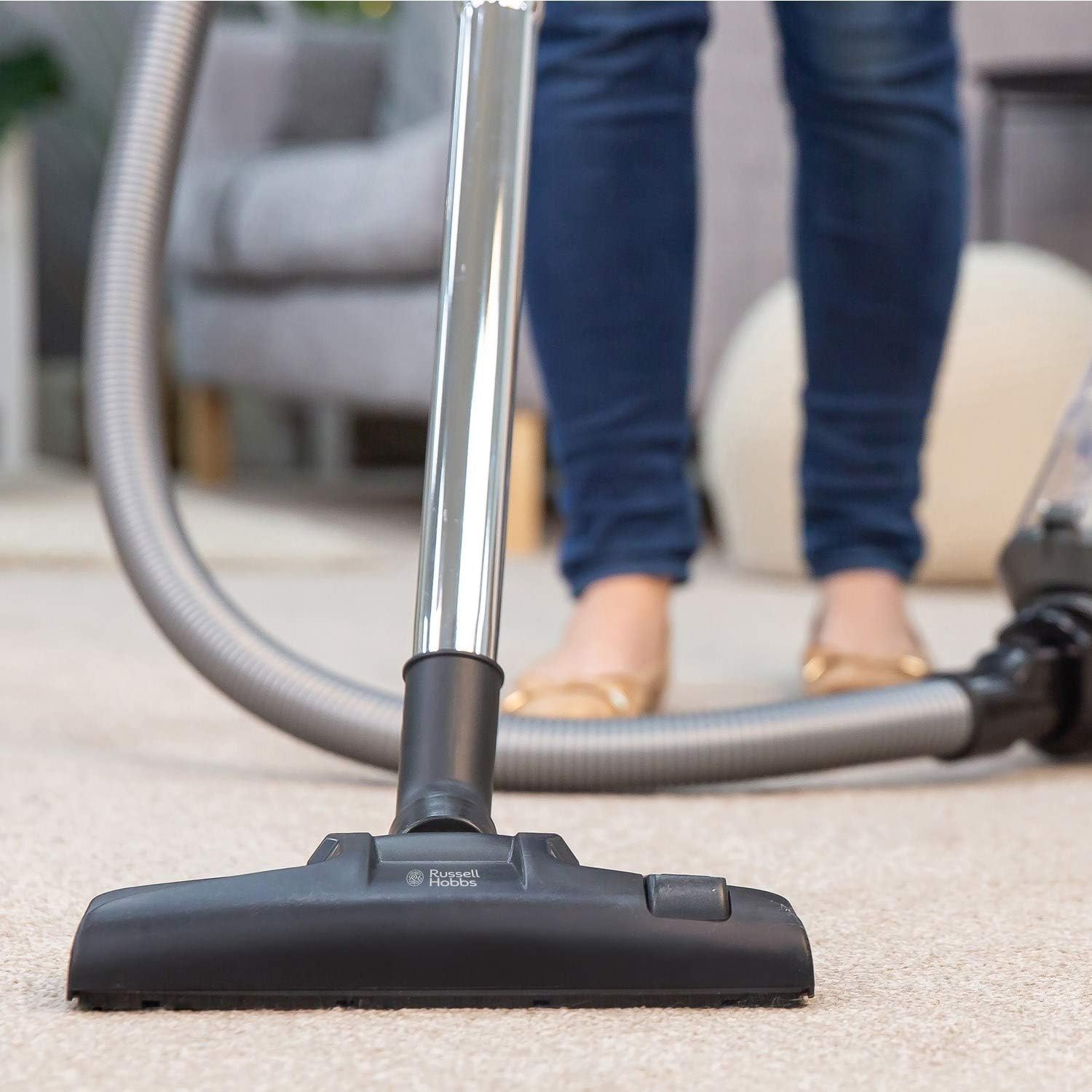 Russell Hobbs® Atlas2 Cylinder Vacuum Cleaner, Lightweight, 2.5L Dust Capacity, Powerful 700W High Efficiency Motor - Image 3