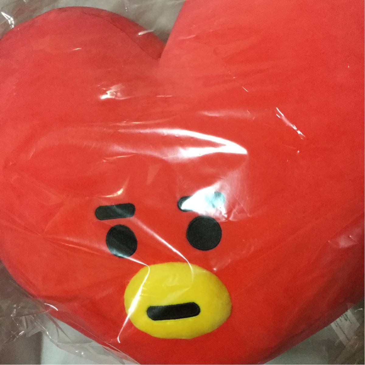 Tata Bt21 入手困難 正規品 フェイスクッション B0792g7l9q Bts 韓国公式商品 テテ V 防弾少年団 巾着付き 42cm アイドル芸能人グッズ 人気スポー新作 Www Little Petitsgateaux Com