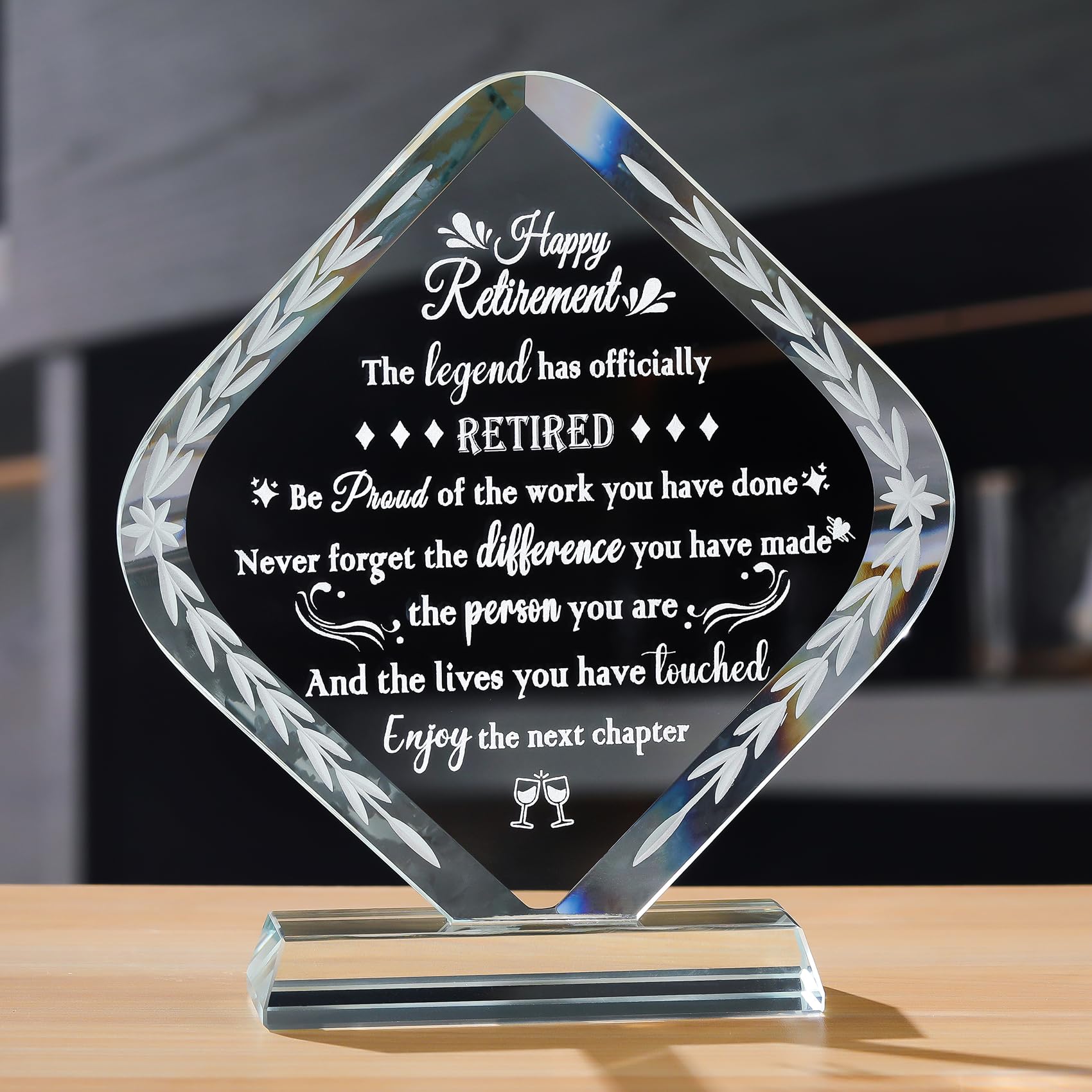 Movdyka Crystal Retirement Gifts for Women, Glass Retired Medal Presents for Men Colleagues Friends Going Away Happy Retirement Keepsakes for Her Leaving Home Ornaments