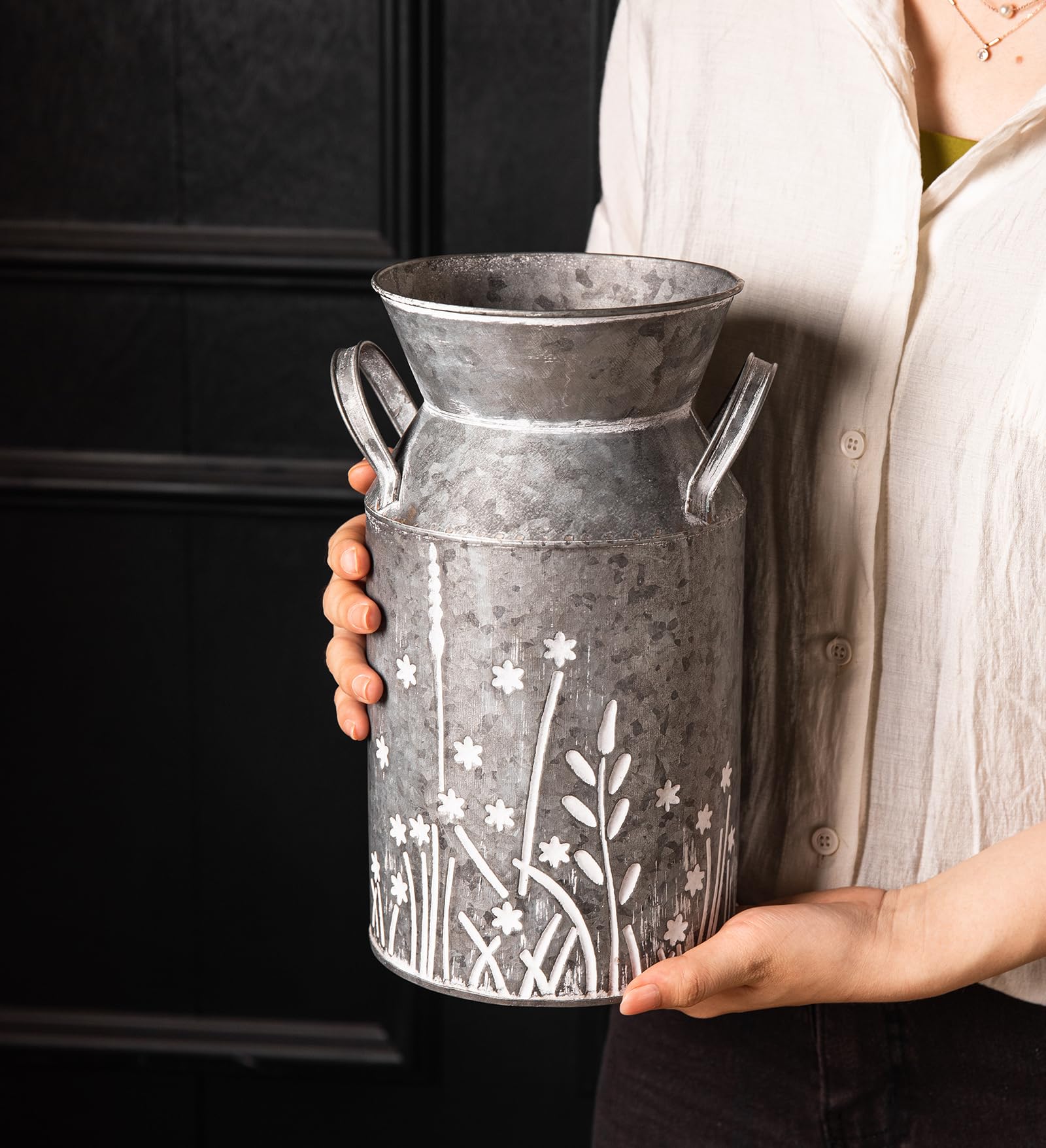 Vintage Galvanized Metal Milk Can, Farmhouse Rustic Flower Pitcher Vase, Decorative Floral Milk Jug Vase for Home Décor, 10.8’’H