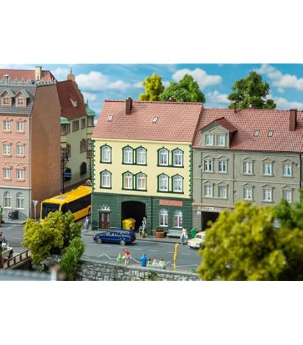 Faller 130447 - Town House With Pub - Euro Imports