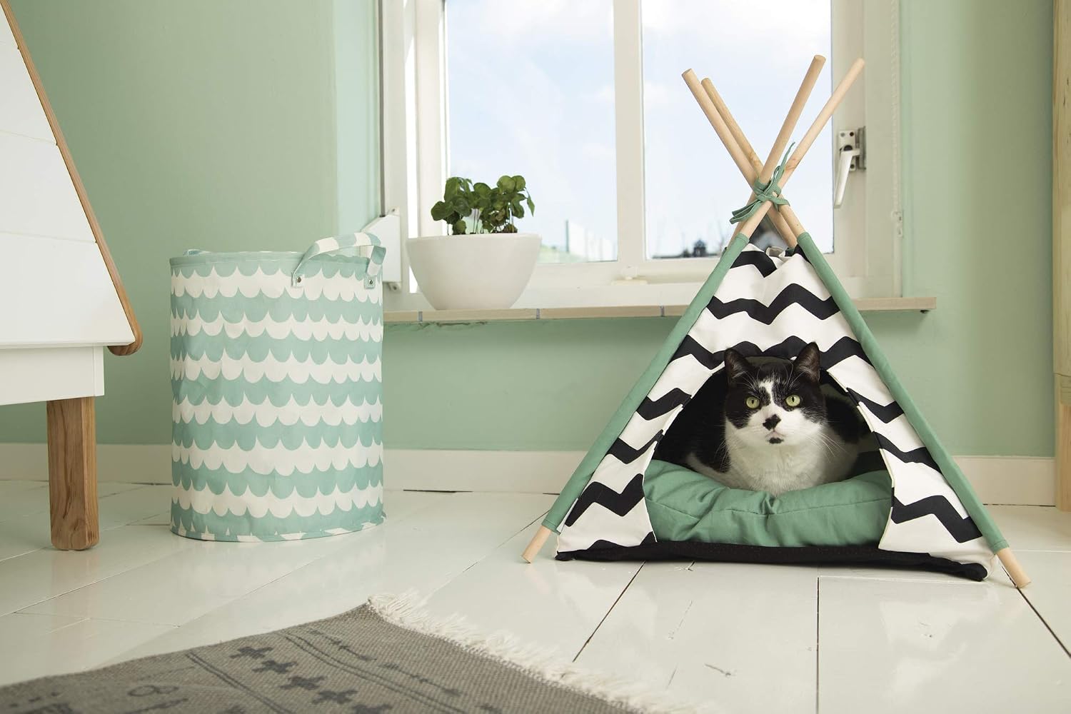 Beeztees Cushion washable at 30 °C, black / white, 50x50x80 cm (1er Pack) - Image 3