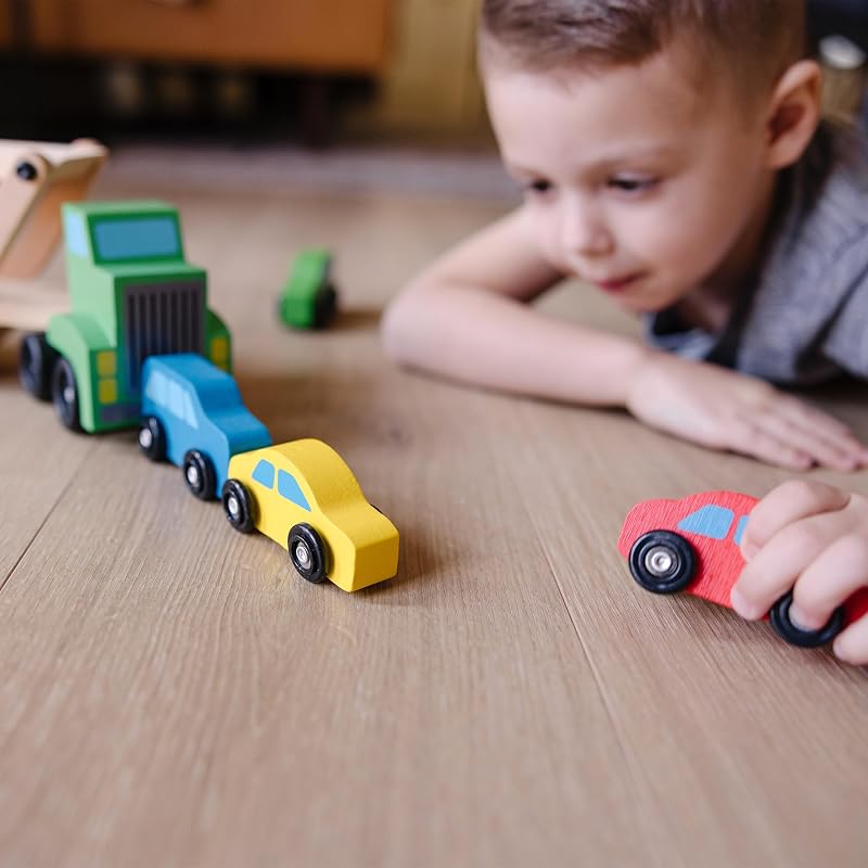 - Autotransporter aus Holz - Spielset bestehend aus 1 LKW und 4 Spielzeugautos aus Holz, für Kinder ab 3 Jahren