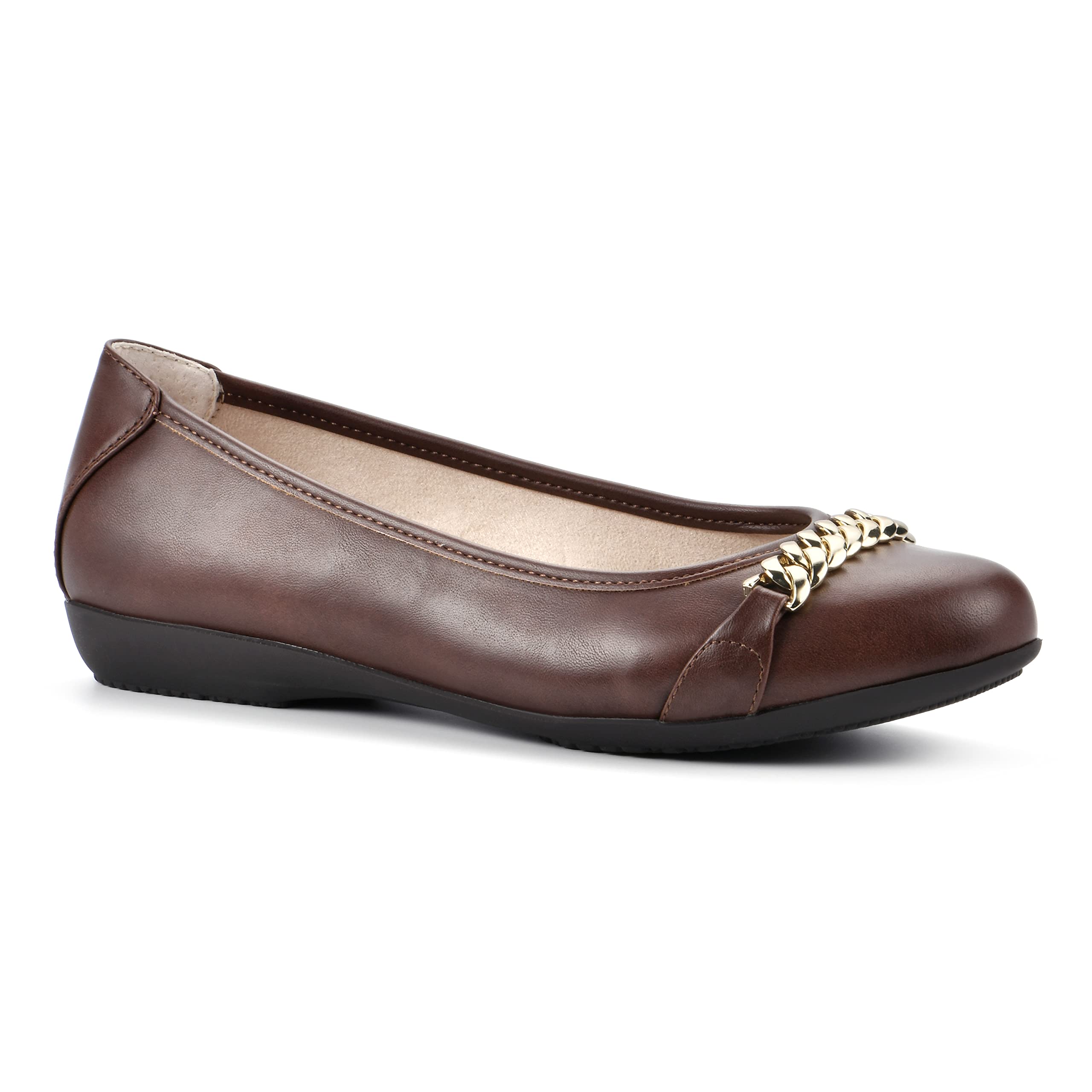 CLIFFS BY WHITE MOUNTAIN Women’s Charmed Flat, Brown/Smooth, 7 W