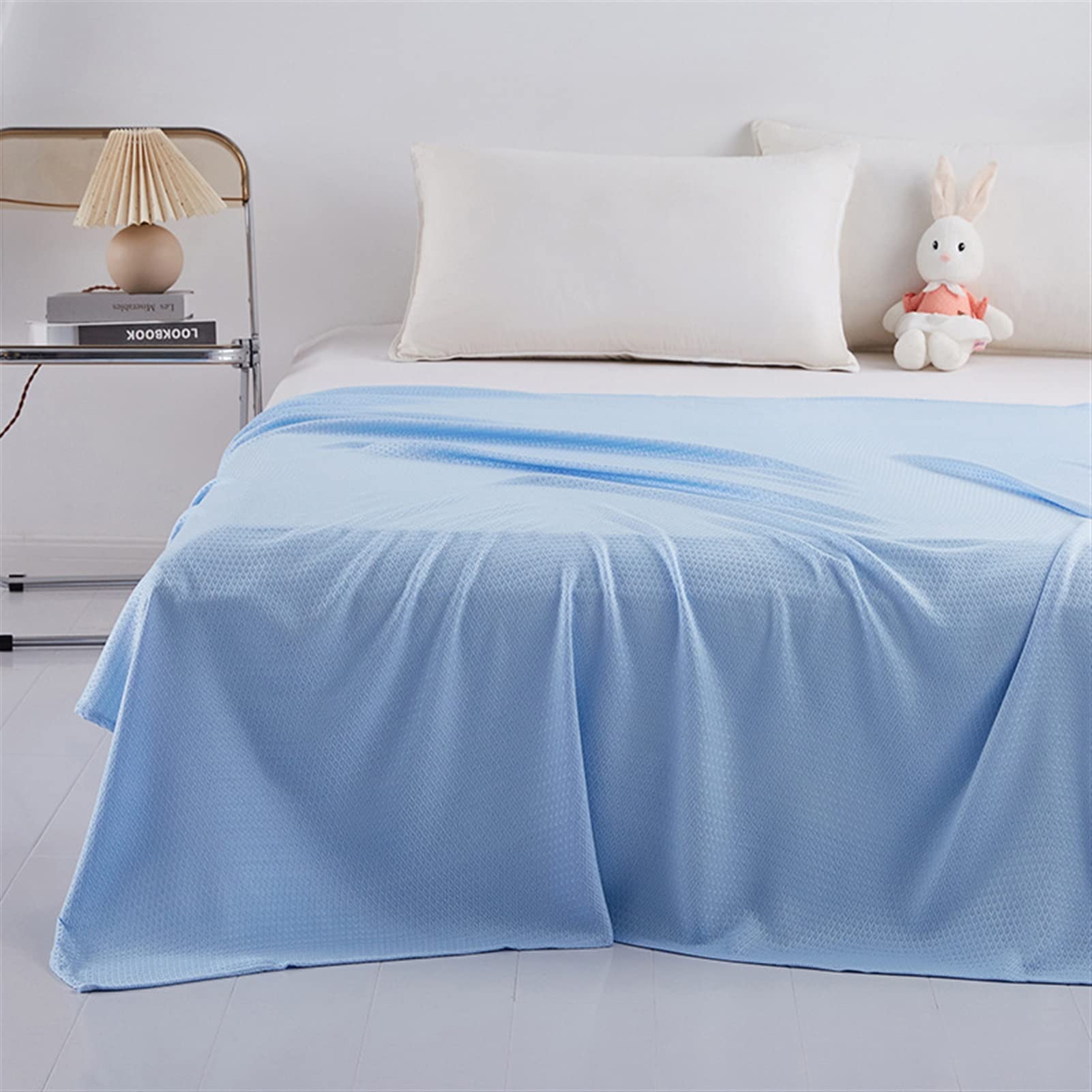 Heavyoff Cooling Blankets, bamboo Blanket for Hot Sleepers Lightweight Breathable Summer Cold Blankets for Sleeping Night Sweats to Keep Cool Blue, 59"x79"