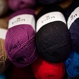 KORBOND Yarn Black Double Knit Acrylic Wool 2 x 100g DK Crochet Knitting view 2