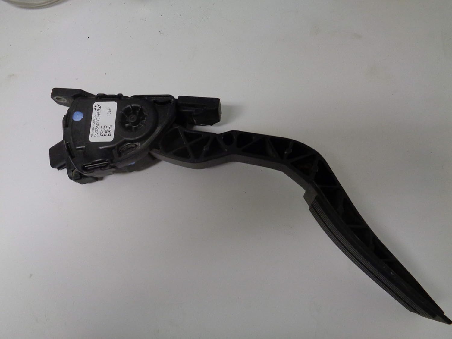 Motors 0708 DODGE RAM 1500/2500/3500 ACCELERATOR PEDAL SENSOR OEM NEW