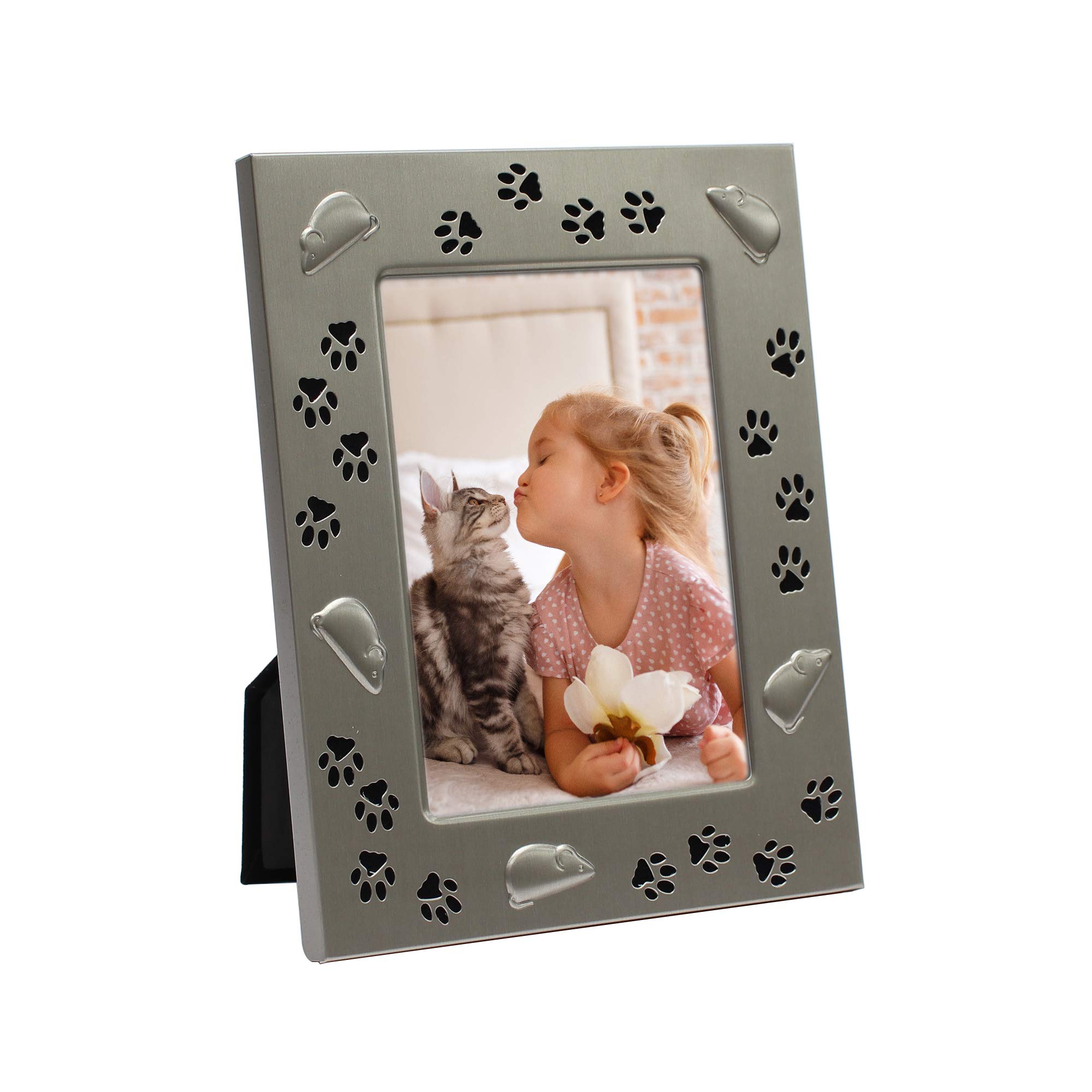 Photo 1 of MIMOSA MOMENTS Metal Pet 4x6 Pewter Picture Frame for Cat with Mouse & Paw Print