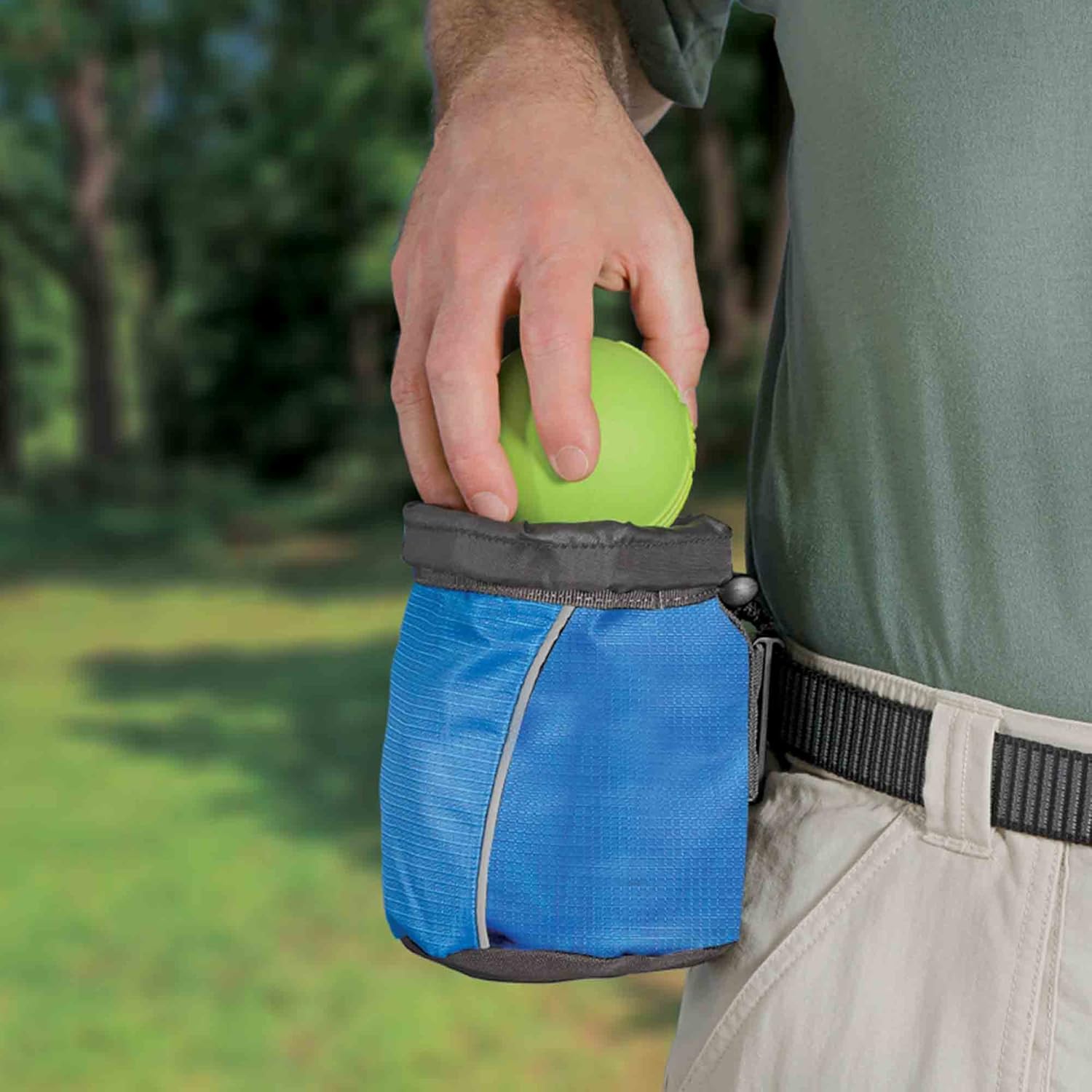 outward hound treat pouch