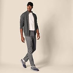 Amazon Essentials Men's Slim-Fit Wrinkle-Resistant