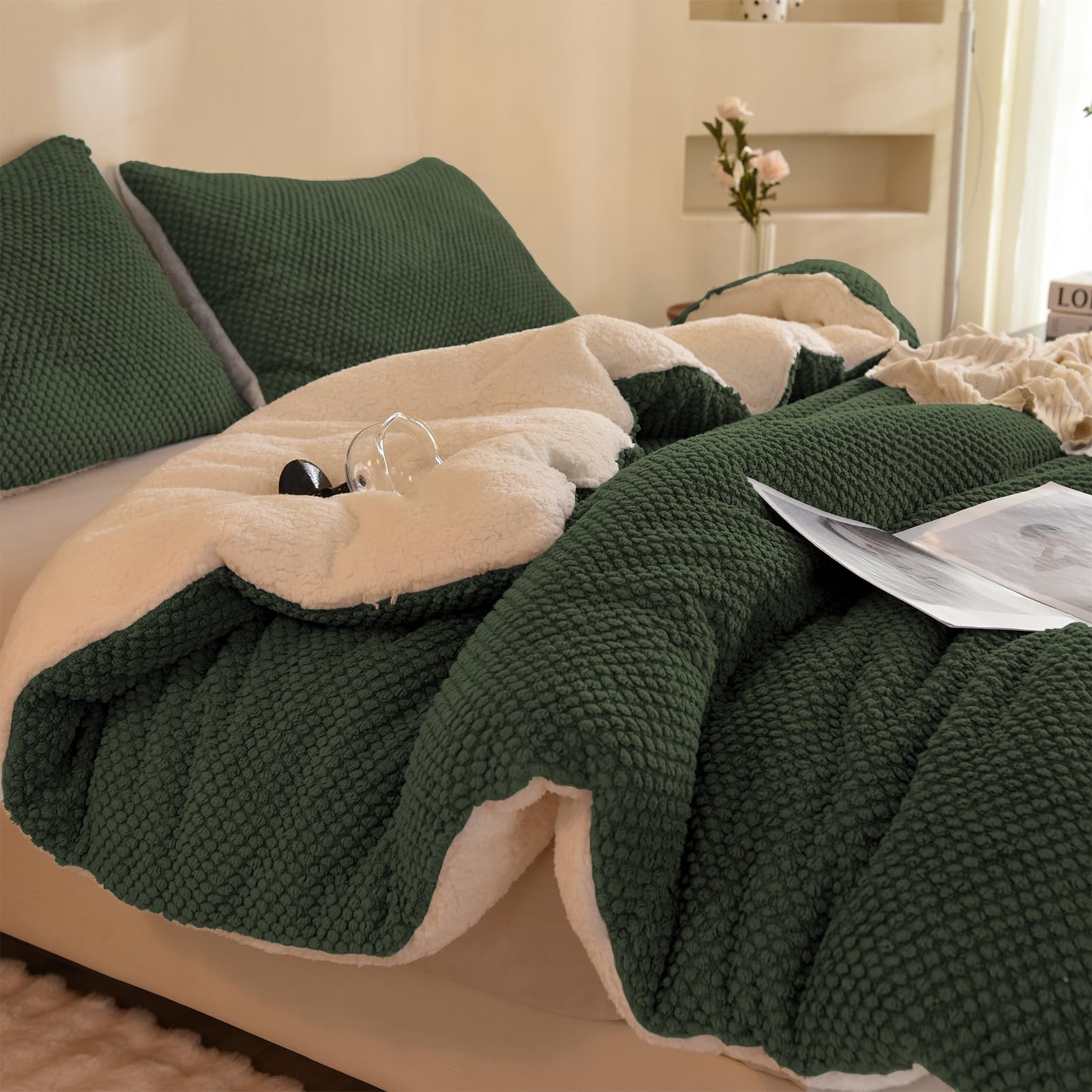 Photo 1 of LLanCL 3D Jacquard Design Comforter Set, Ultra-Soft Warm Twin Size Sherpa Fur Plush 2-Pieces Sets Luxury Cozy Bedding with 1 Pillowcase (68"x90", Dark Green)