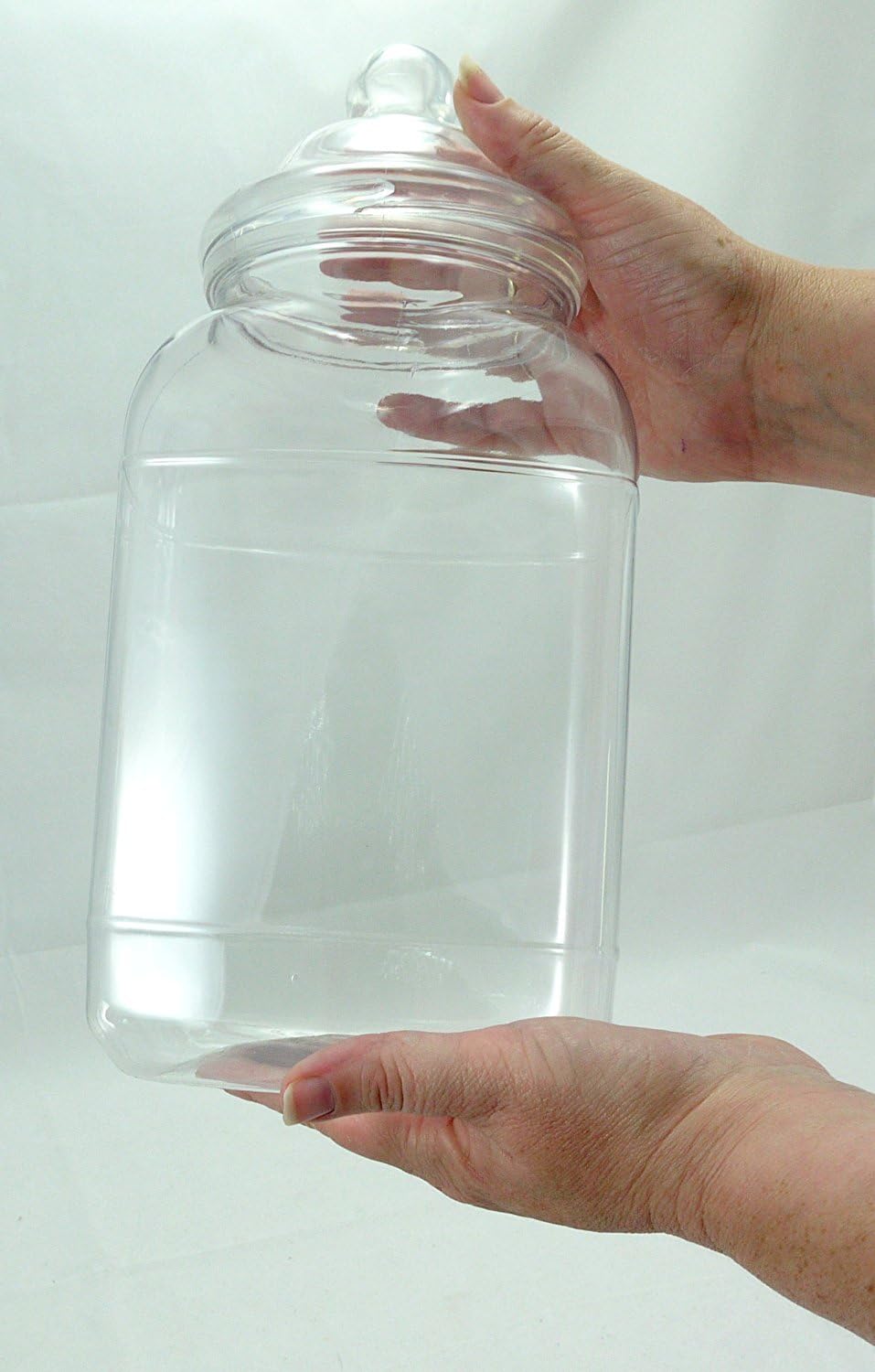 A clear, empty plastic jar with Vistorian-style screw lid - capacity 4430ml, Transparent - Image 3
