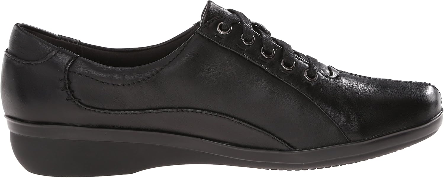  | Clarks Women's Everlay Elma Oxford | Oxfords