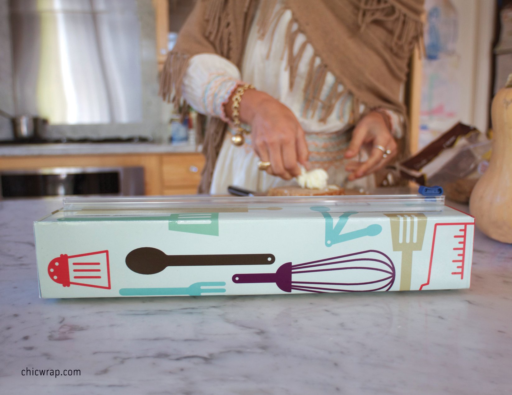 Chicwrap Cook's Tools Refillable Plastic Wrap Dispenser/Slide Cutter