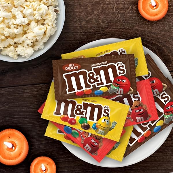 M&M’S MILK CHOCOLATE CANDY, HALLOWEEN VARIETY PACK, FULL SIZE, PACK OF 18, BULK CANDY CHOCOLATE INDIVIDUALLY WRAPPED