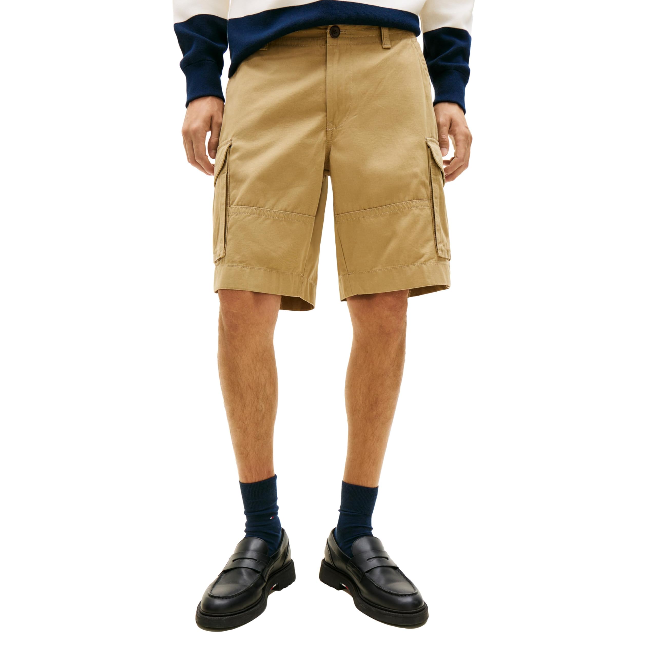 Tommy Hilfiger Men's Cargo Shorts, Chino 42 Image