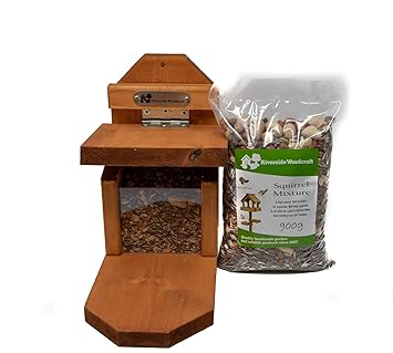 Riverside Woodcraft Squirrel Feeder With Squirrel Food Amazon Co
