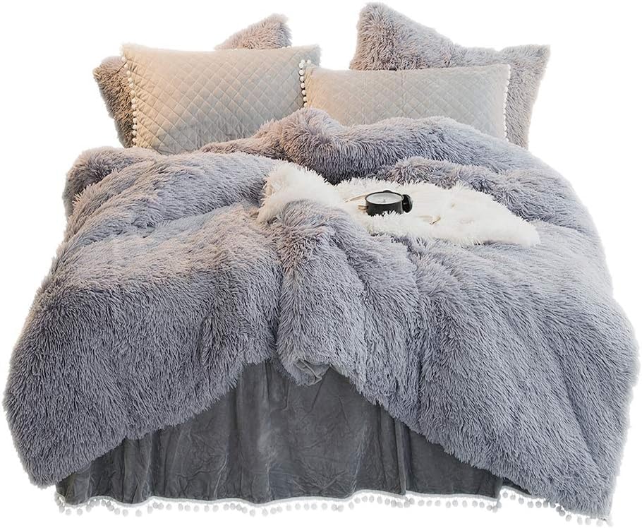 YOUHAM Luxury Faux Fur Bedding Sets Shaggy Plush Duvet Cover Sets Crystal Velvet Reversible Quilted Pillow Shams with Pompoms Fringe, Zipper Closure (King, Gray)