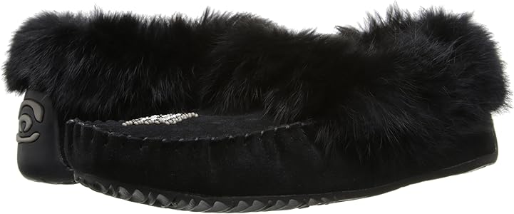 manitobah mukluks street moccasin