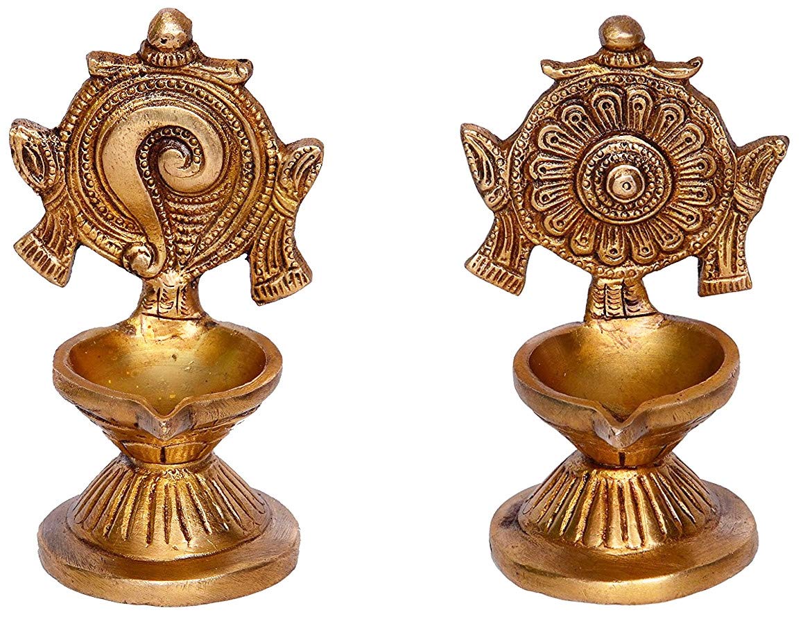 Purpledip Brass Aarti Diya Set: Shankha Chakra Oil Lamps for Home Temple (10460)