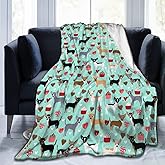 Chihuahua Love Fleece Throw Blanket, Fuzzy Warm Throws for Winter Bedding, Couch and Plush House Warming Decor Idea 60"X50"