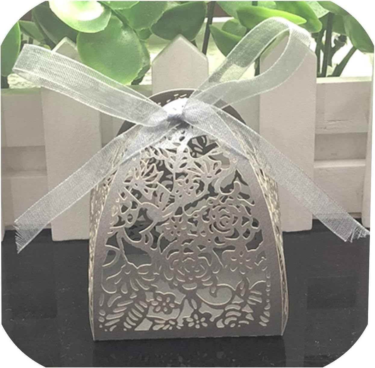 Amazon Com Cloudy Clouds 10pcs Laser Cut Flower Wedding Candy Box Wedding Gift Box For Guest Wedding Favors And Gifts Christmas Birthday Party Decoration Silver 5x5x7cm Home Improvement