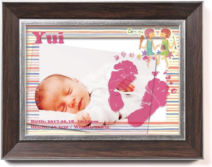 Amazon 赤ちゃん クリアフォトフレームメモリアル カラーフレーム８種類選択 手がた足がた付き お名前 漢字 アルファベット 星座イラスト 生年月日 出生時間 身長 体重 手がた 足がた 西暦 和暦 令和元年対応 シャールべべ