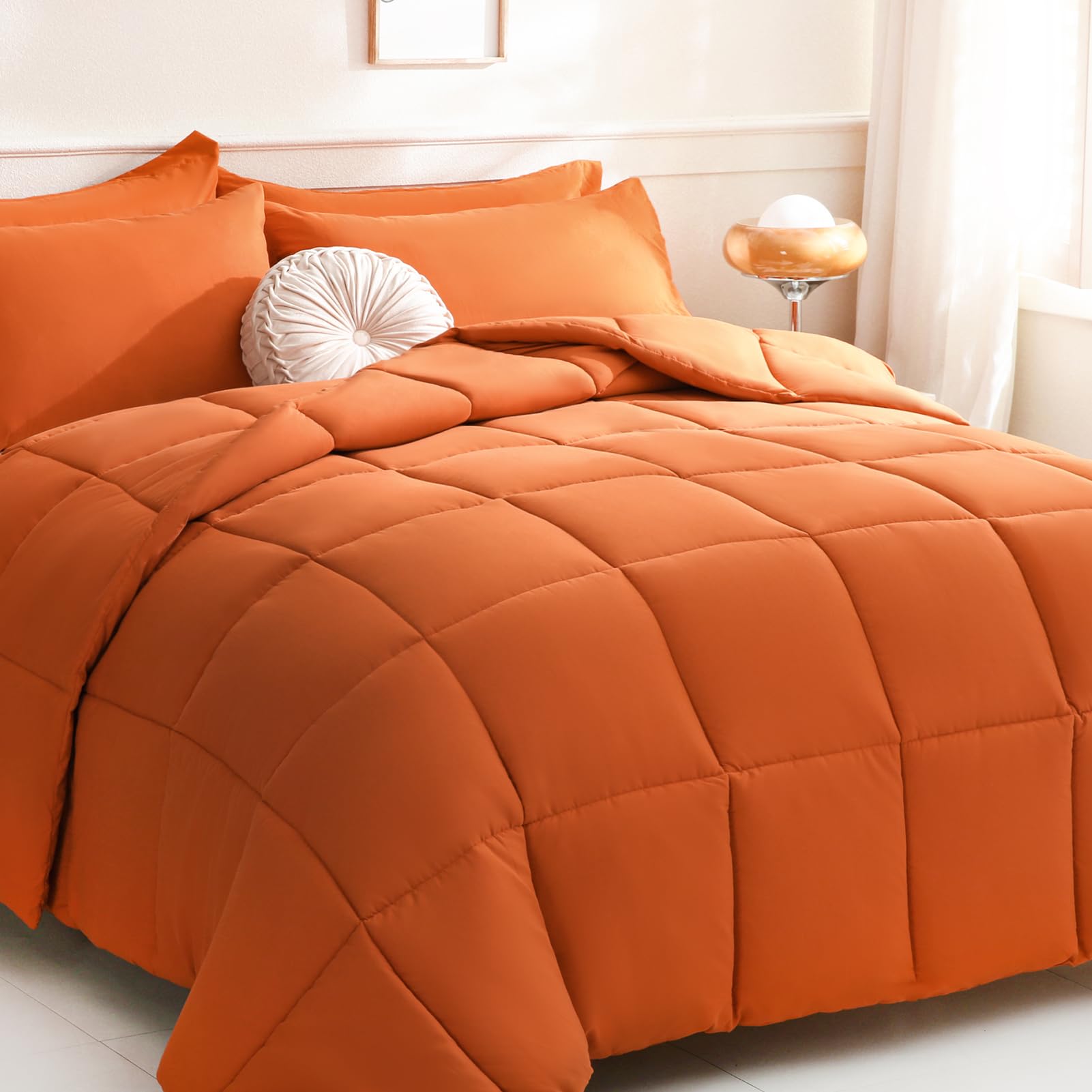 DOWNCOOL Comforters Twin Size, Duvet Insert,Burnt Orange All Season Duvet, Lightweight Quilt, Down Alternative Hotel Comforter with Corner Tabs (Burnt Orange, Twin 64x88 Inches)